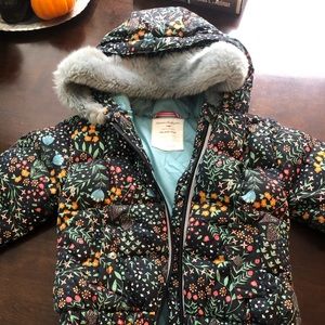 Hanna Anderson coat size 120